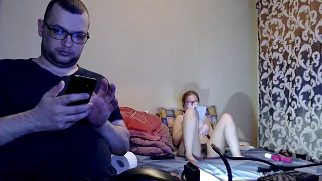 yunis32 online show from 02-25-25, 07:25