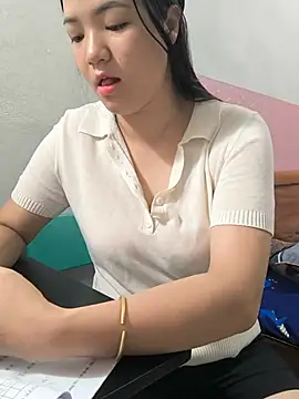 Sisilaydy 01 online show from 07-05-26, 03:34