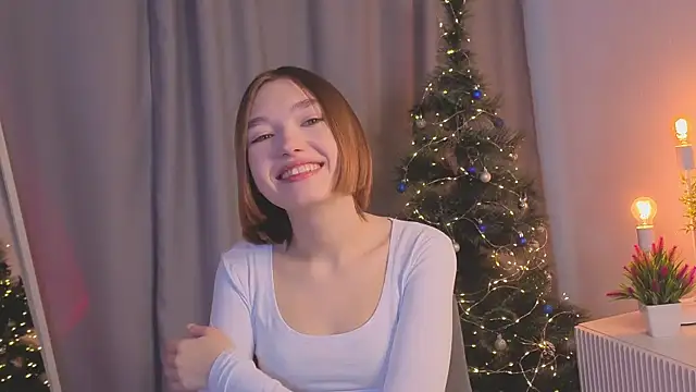 Leyla crsh online show from 12-18-25, 05:35