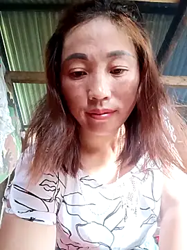 Snapshot of seacyre chatting on 05-13-26, 12:52 seacyre online show from 05-13-26, 12:52