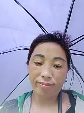 Snapshot of seacyre chatting on 06-05-26, 12:28 seacyre online show from 06-05-26, 12:28