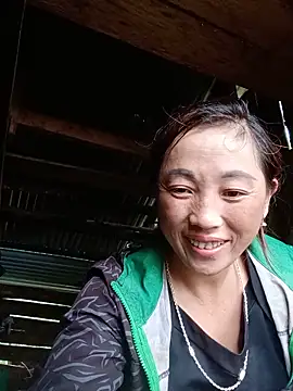 Snapshot of seacyre chatting on 06-12-26, 12:53 seacyre online show from 06-12-26, 12:53