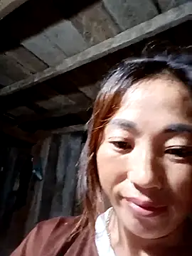 Snapshot of seacyre chatting on 07-08-26, 10:25 seacyre online show from 07-08-26, 10:25