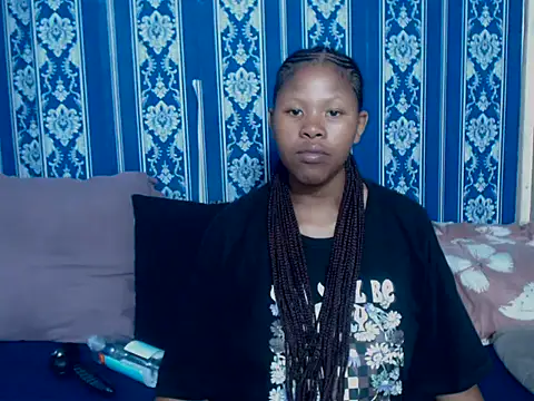 Snapshot of TemptingCloeXx chatting on 01-08-26, 06:16 TemptingCloeXx online show from 01-08-26, 06:16