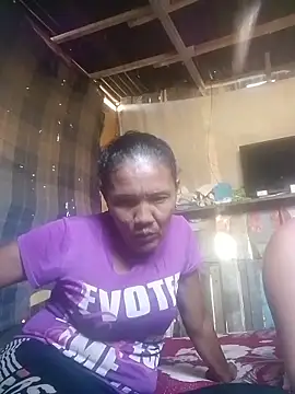 Snapshot of sara_milf777 chatting on 01-06-26, 07:06 sara milf777 online show from 01-06-26, 07:06