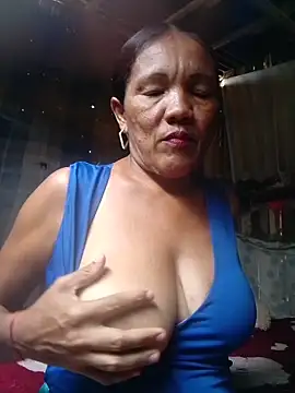 sara milf777 online show from 04-17-26, 05:16