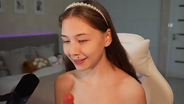 luna young online show from 01-17-26, 06:11