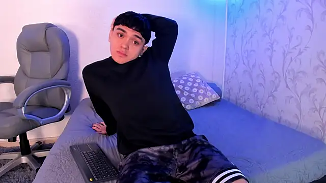  TaylorBlack online show from 12-22-25, 11:29