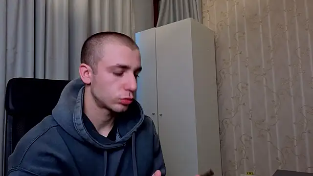 KellenWest online show from 04-07-26, 04:13