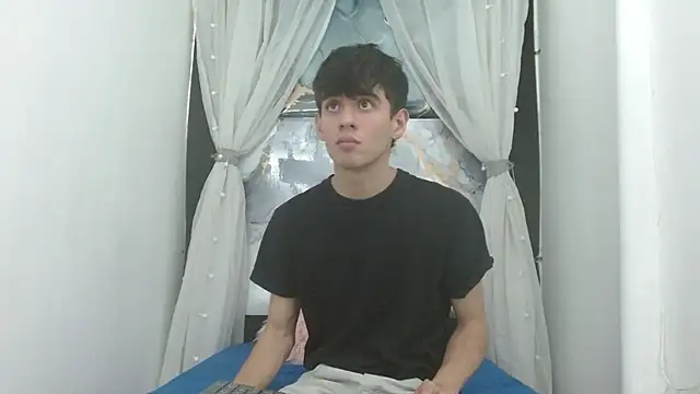 Snapshot of nasty_allam chatting on 12-15-25, 06:12 nasty allam online show from 12-15-25, 06:12