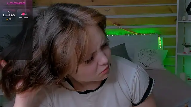 Mary Bryantt online show from 02-04-26, 01:11