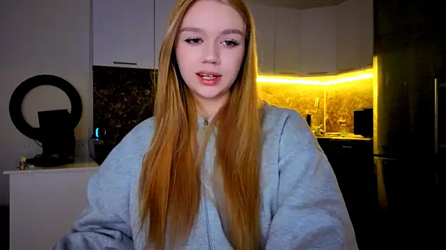 Snapshot of my_liss chatting on 01-08-26, 06:54 my liss online show from 01-08-26, 06:54