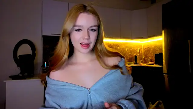 Snapshot of my_liss chatting on 01-10-26, 01:51 my liss online show from 01-10-26, 01:51