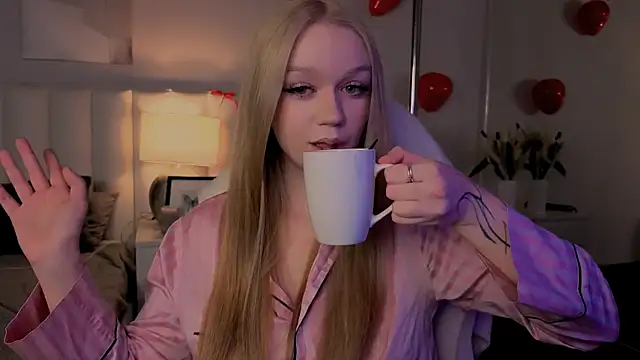 Snapshot of my_liss chatting on 02-21-26, 10:00 my liss online show from 02-21-26, 10:00