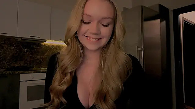 Snapshot of my_liss chatting on 03-25-26, 06:36 my liss online show from 03-25-26, 06:36