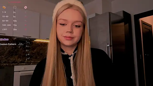 Snapshot of my_liss chatting on 04-04-26, 12:02 my liss online show from 04-04-26, 12:02