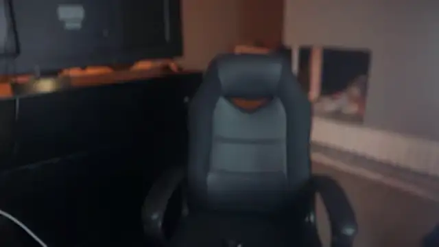 Snapshot of Melina_Diamond chatting on 01-18-26, 09:18 Melina Diamond online show from 01-18-26, 09:18