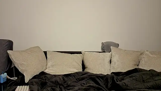 Snapshot of jessica_burnxxx chatting on 12-16-25, 04:34 jessica burnxxx online show from 12-16-25, 04:34