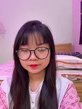    KARA    online show from 03-30-26, 12:11