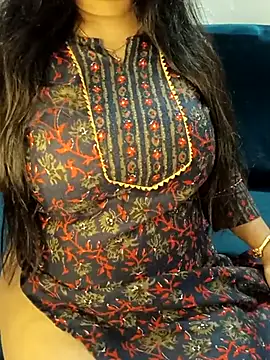 Snapshot of SSiya- chatting on 05-16-26, 07:34 SSiya- online show from 05-16-26, 07:34