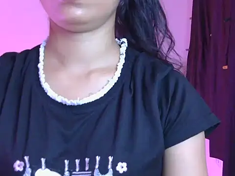 Snapshot of miss_ragni chatting on 05-02-26, 03:06 miss ragni online show from 05-02-26, 03:06