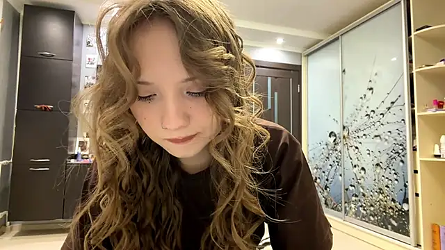 Princessofcashe online show from 02-25-26, 03:10