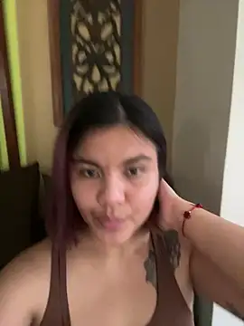 Aljycatx online show from 05-26-26, 04:52