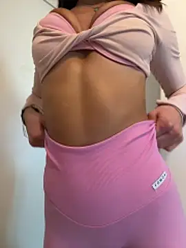 rebyreby11 online show from 12-17-25, 09:15