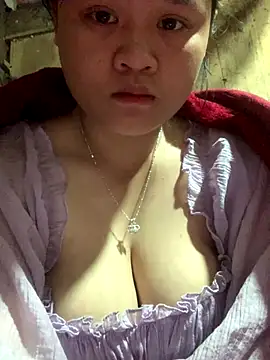 Thanhhuyen001 online show from 12-17-25, 02:28