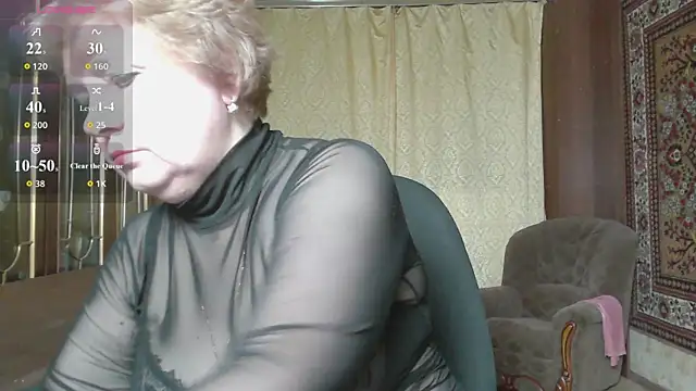 Snapshot of Casey_peach chatting on 07-21-26, 04:31 Casey peach online show from 07-21-26, 04:31