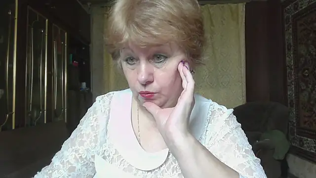 Snapshot of Casey_peach chatting on 07-25-26, 02:09 Casey peach online show from 07-25-26, 02:09