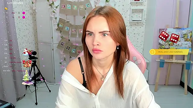 Snapshot of Im_Ann chatting on 12-16-25, 06:02 Im Ann online show from 12-16-25, 06:02