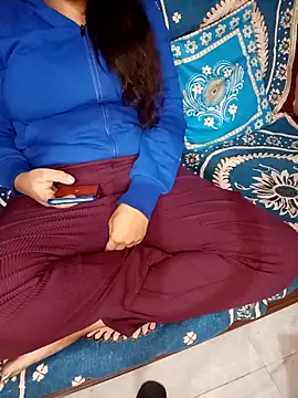 Sofia-111 online show from 01-18-26, 04:00