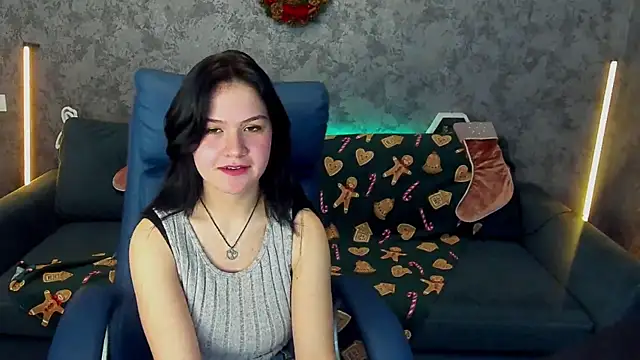 Snapshot of AnimeeDoll chatting on 12-17-25, 02:34 AnimeeDoll online show from 12-17-25, 02:34