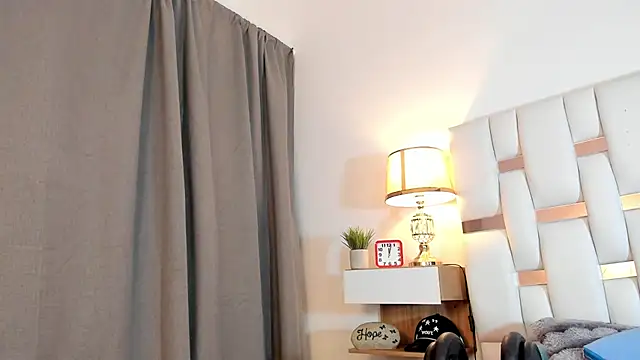 AndyKings 1 online show from 04-11-26, 07:45