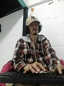 sk8-boy online show from 04-08-26, 01:33