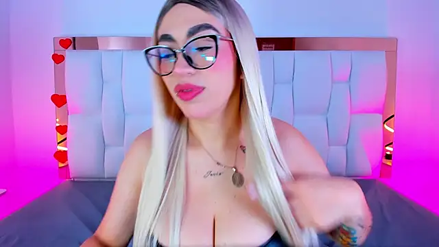 CamilleJuicy  online show from 07-07-26, 12:53