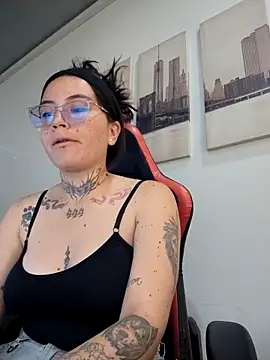 mara adiction online show from 03-11-26, 08:48