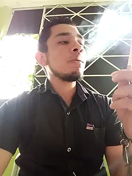 Snapshot of Gloryholeroom chatting on 02-03-26, 09:20 Gloryholeroom online show from 02-03-26, 09:20