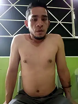 Snapshot of Gloryholeroom chatting on 02-05-26, 09:19 Gloryholeroom online show from 02-05-26, 09:19