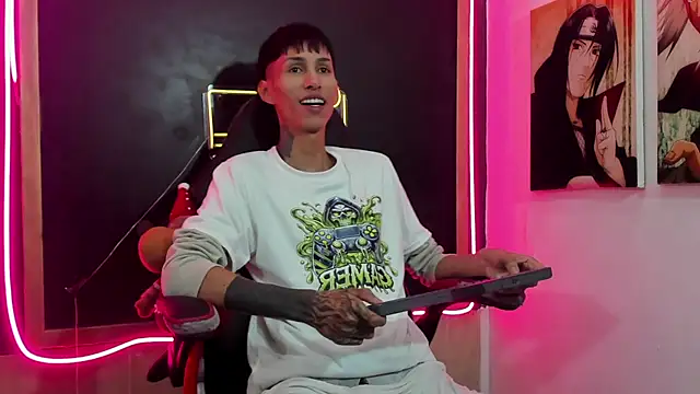 Daniel Deluc77 online show from 12-18-25, 12:22