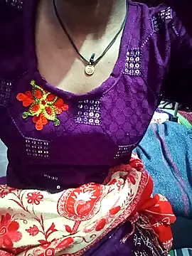 Snapshot of Tanya_mital12 chatting on 01-14-26, 04:29 Tanya mital12 online show from 01-14-26, 04:29