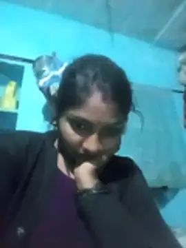 Snapshot of Kiran_bhabi chatting on 12-18-25, 03:07 Kiran bhabi online show from 12-18-25, 03:07