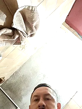 L hotcream online show from 04-22-26, 02:14