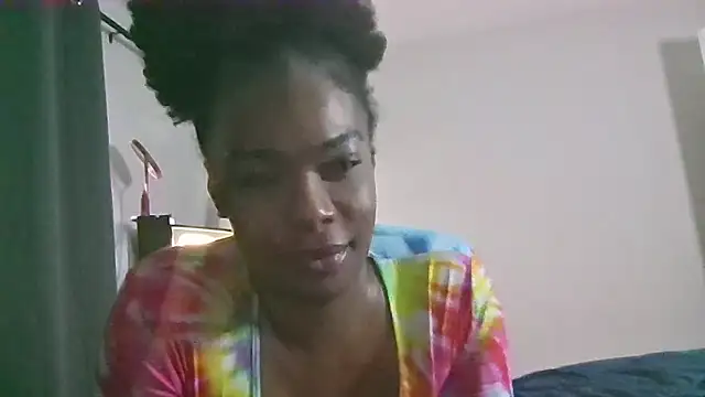 luxmina online show from 12-17-25, 04:24