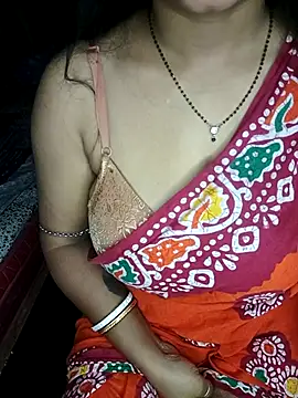 Snapshot of MAHI066 chatting on 01-15-26, 05:56 MAHI066 online show from 01-15-26, 05:56