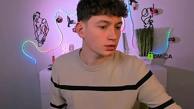 Snapshot of fose_di chatting on 01-08-26, 06:37 fose di online show from 01-08-26, 06:37