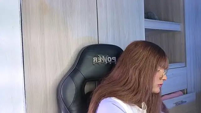 tiffanyy 777 online show from 03-28-26, 09:03