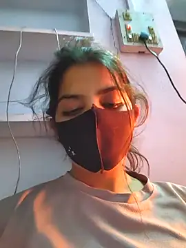 Snapshot of kinsu4763 chatting on 01-12-26, 04:34 kinsu4763 online show from 01-12-26, 04:34