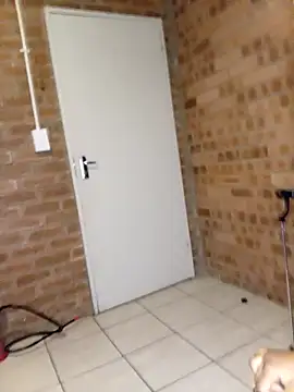 Snapshot of Babybloom19 chatting on 12-22-25, 10:23 Babybloom19 online show from 12-22-25, 10:23